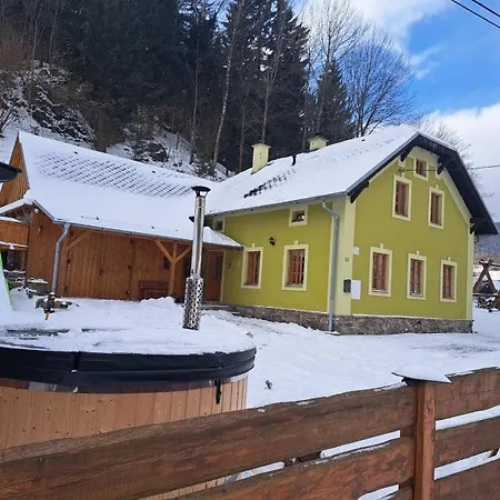 Pod Kralickym Sneznikem Vakantiehuis Staré Město